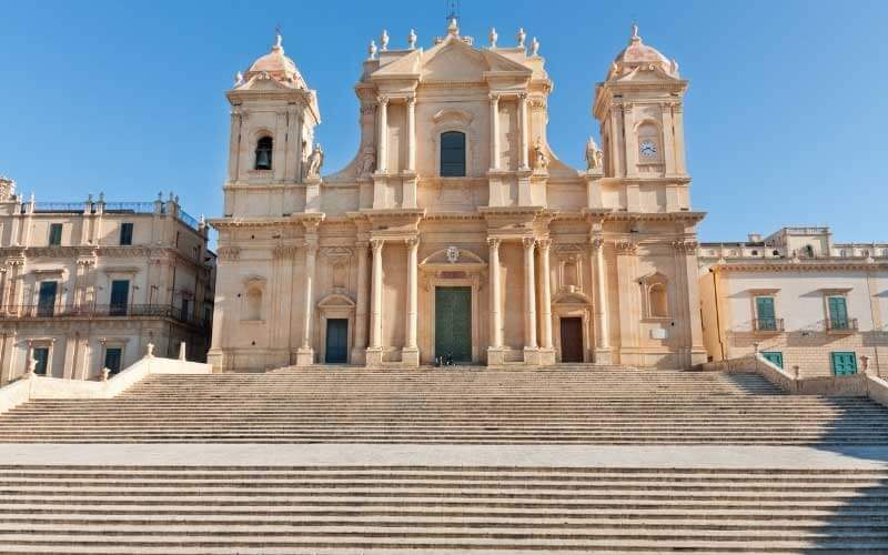 IL TRIANGOLO DEL BAROCCO - TOUR + SOGGIORNO